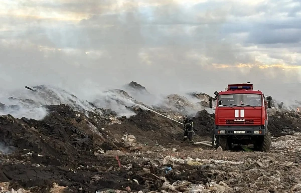Прокуратура взяла на контроль возгорание на полигоне ТБО в Веневском районе