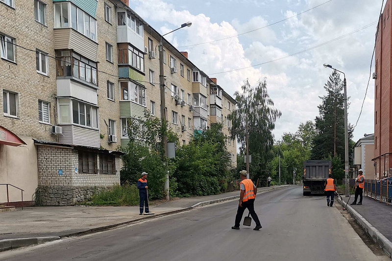 На улице Болотова в Туле завершается ремонт автомобильной дороги