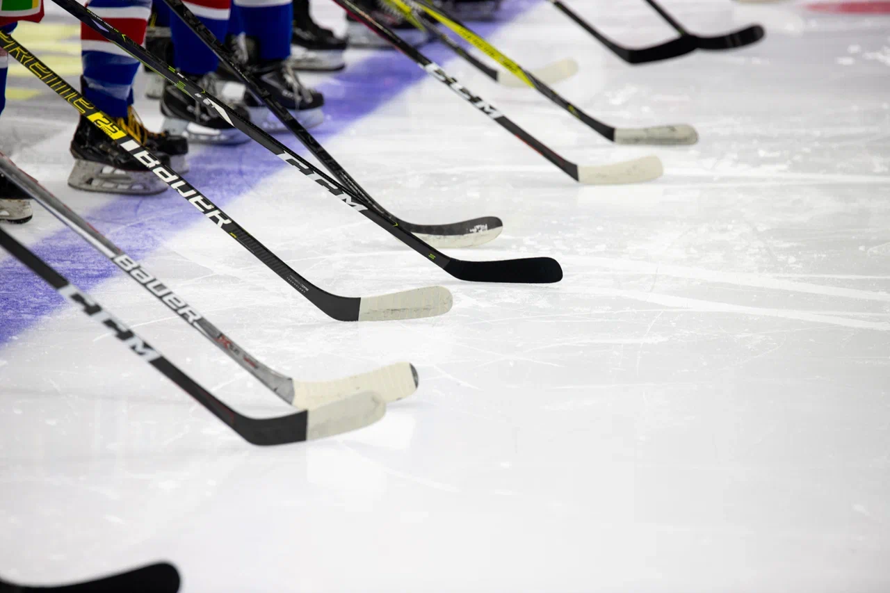 Тульские хоккеисты 50+ завоевали Малый кубок на фестивале в Сочи