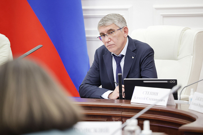 Миляев поручил чиновникам взять на контроль обращения туляков по пуску тепла