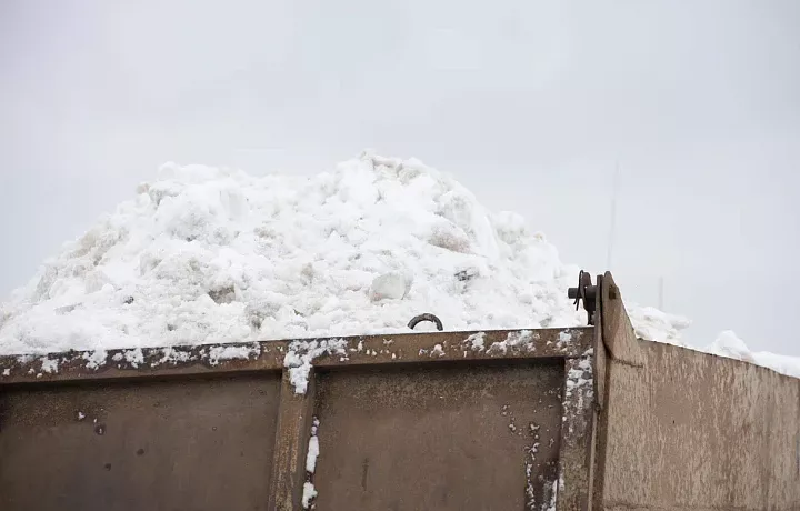 В Тульской области устраняют последствия снегопада