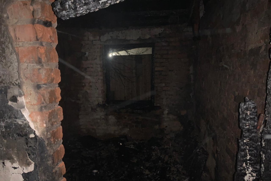 Следователи начали проверку по факту гибели мужчины при пожаре в Ясногорском районе