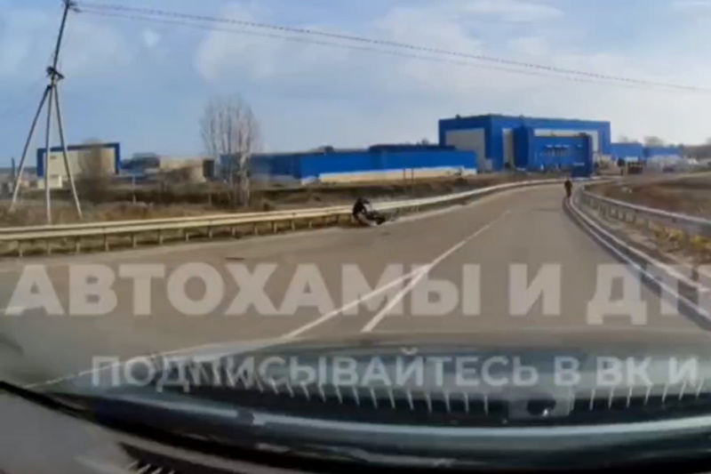 Мотоциклист перевернулся на трассе в Советске Щекинского района