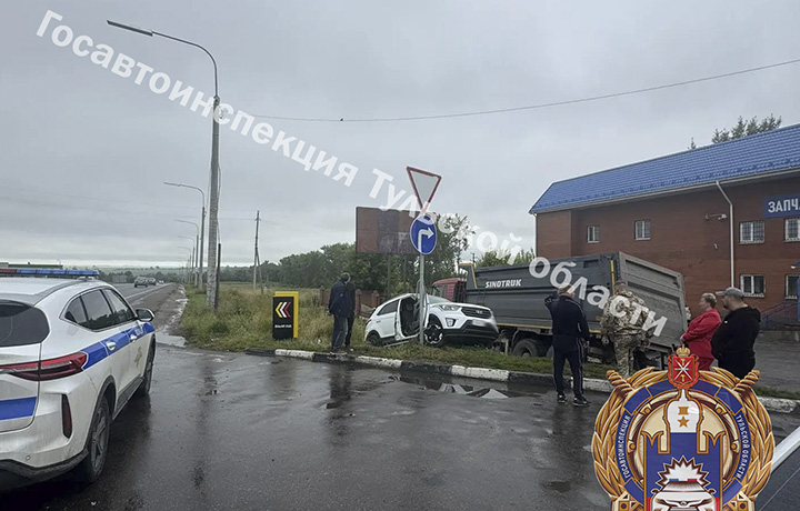 На М-2 «Крым» под Тулой в ДТП погибла женщина, пострадала 15-летняя девочка