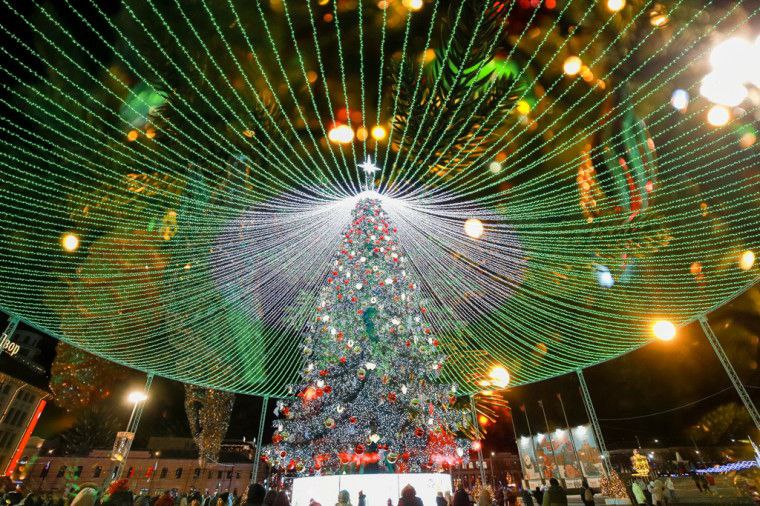 Елка на площади Ленина в Туле будет стоять до 1 марта