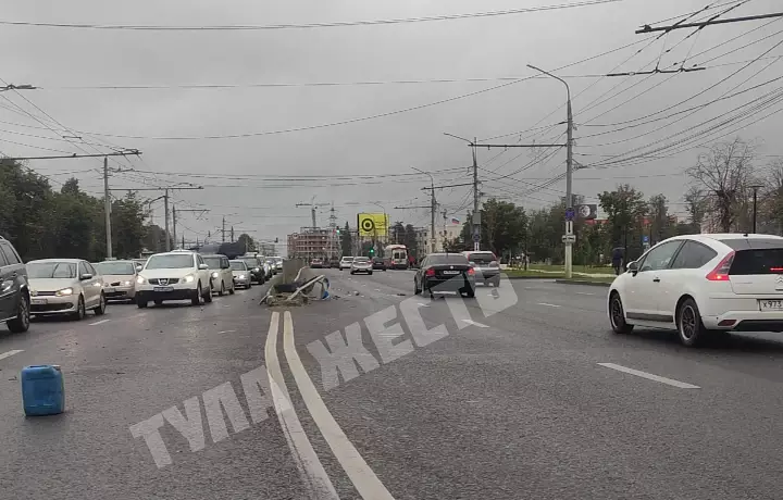 Стали известны подробности ДТП с каршерингом на улице Советской в Туле: ведется поиск водителя