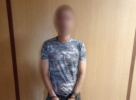 В Туле мужчина с ножом ограбил кассу микрокредитной организации