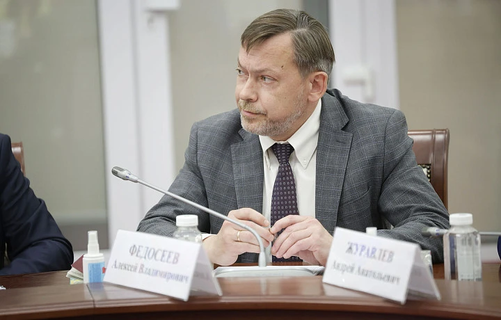 Глава тульского Минтруда Федосеев: Наша цель – трудоустроить соискателя и закрыть кадровую потребность