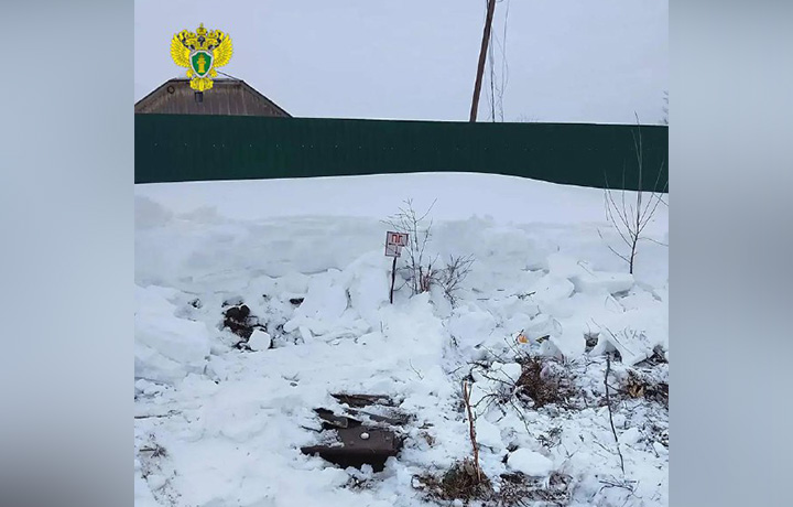 Гидрант оказался засыпан снегом: после смертельного пожара в Горбачёво выявлены нарушения пожарной безопасности