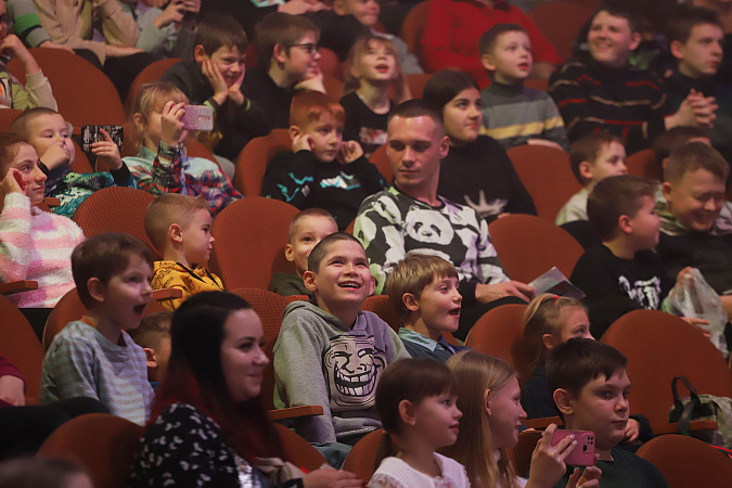 Больше 600 детей в Щекинском районе посетили губернаторскую елку