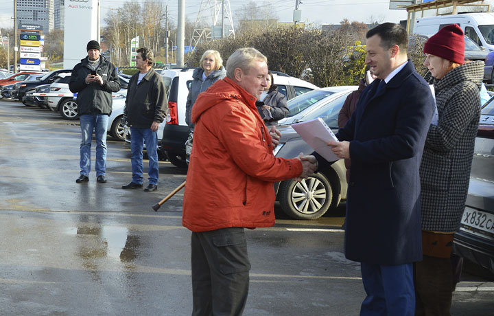 Пострадавшие на производстве туляки получили новые машины