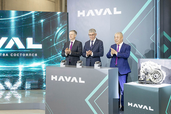 Губернатор Миляев предложил выпускать семиместные авто HAVAL для многодетных