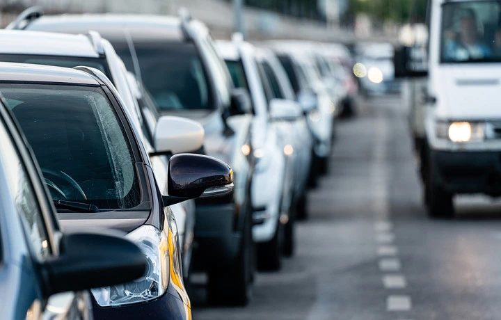 На трассе «Дон» в Тульской области образовалась большая пробка