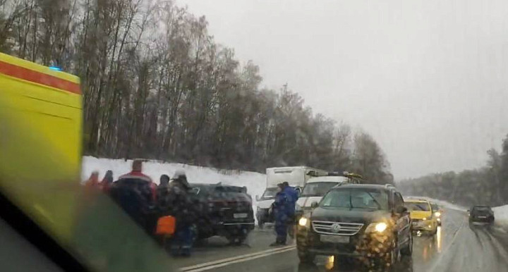 ДТП в районе тульского поселка Некрасово: четыре человека пострадали, один – погиб