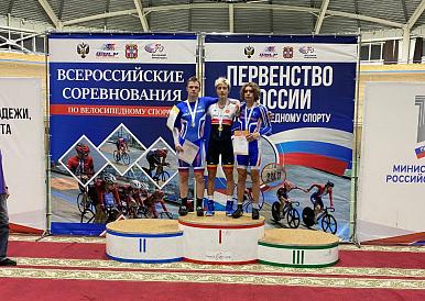 Тульские велогонщики завоевали золото и бронзу в заключительный день первенства России