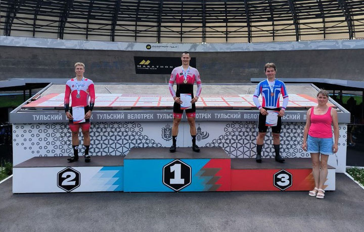 Тульские гонщики завоевали «золото» на Всероссийских соревнованиях по велоспорту