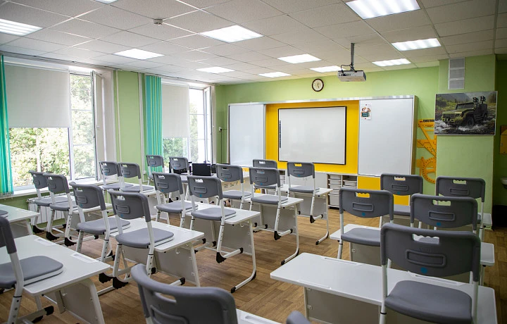 В двух школах Тульской области заменили окна