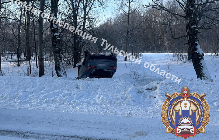 Водитель Nissan Qashqai опрокинулась в кювет в Киреевском районе