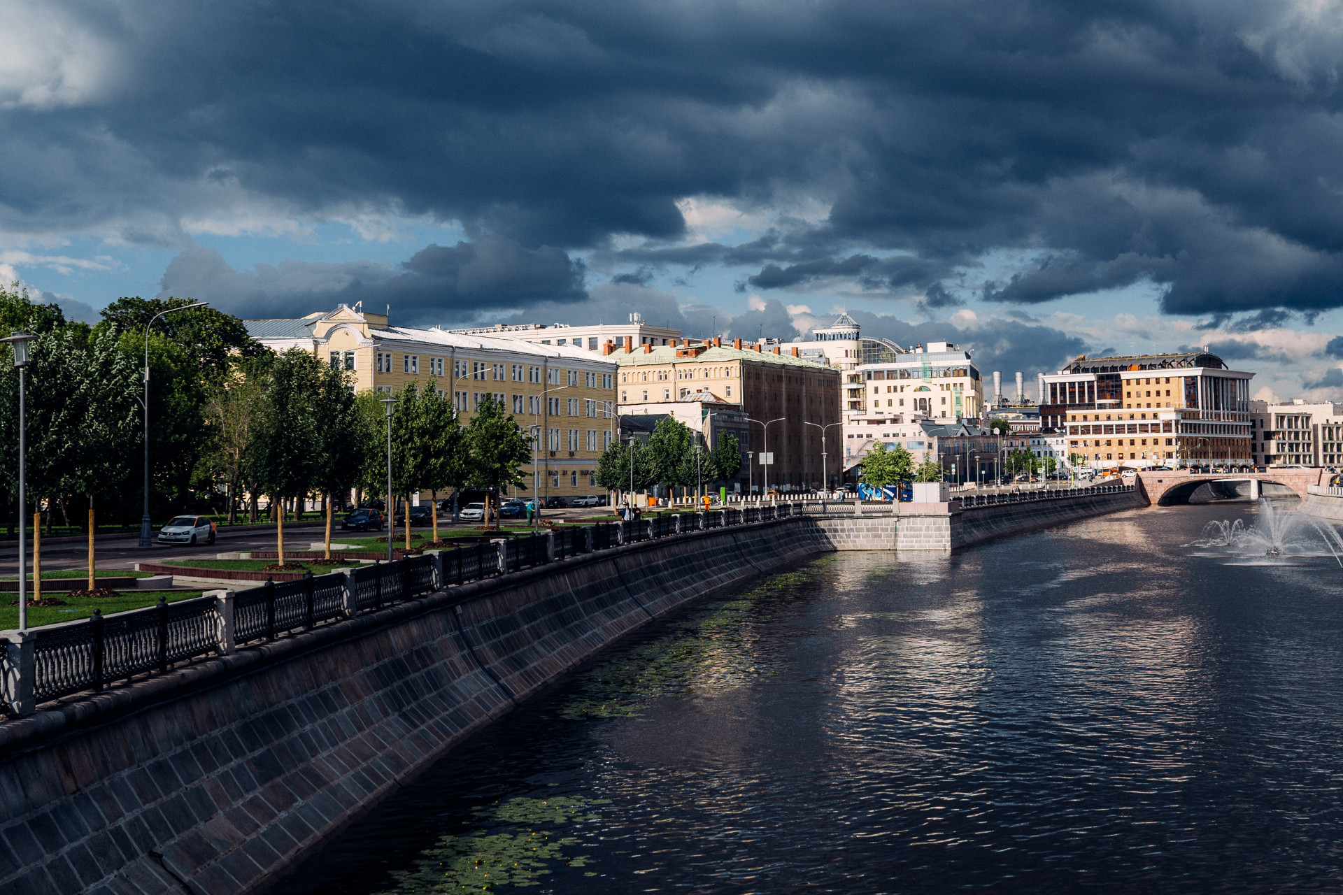 Как провести выходные в Москве и не разориться: гид по бюджетному отдыху в столице