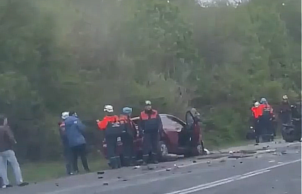 Появилось видео с места смертельной аварии на трассе М-2 «Крым» в Щекинском районе Тульской области