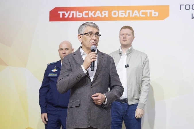 «Мы одна большая команда»: Дмитрий Миляев дал старт Всероссийской спартакиаде госслужащих
