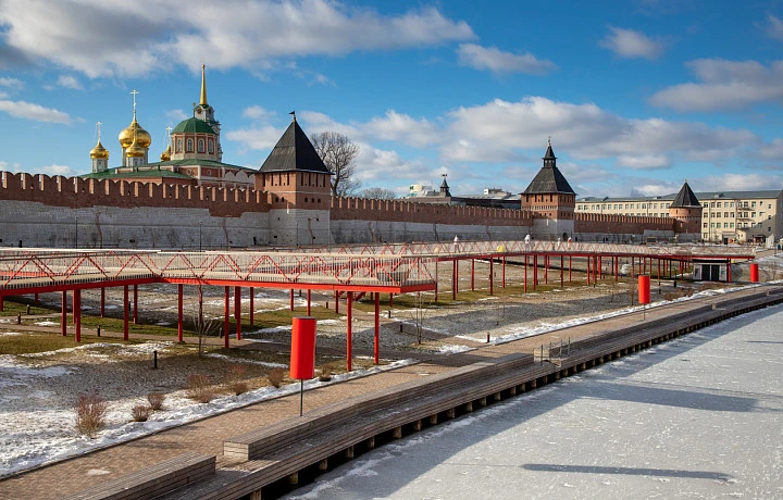 В Туле на уборку Кремлевского сквера и Казанской набережной выделят 42,6 миллиона рублей