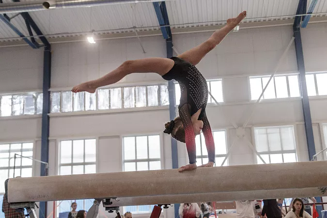 Тульская спортивная школа объявила набор детей на занятия спортивной гимнастикой и прыжкам на батуте