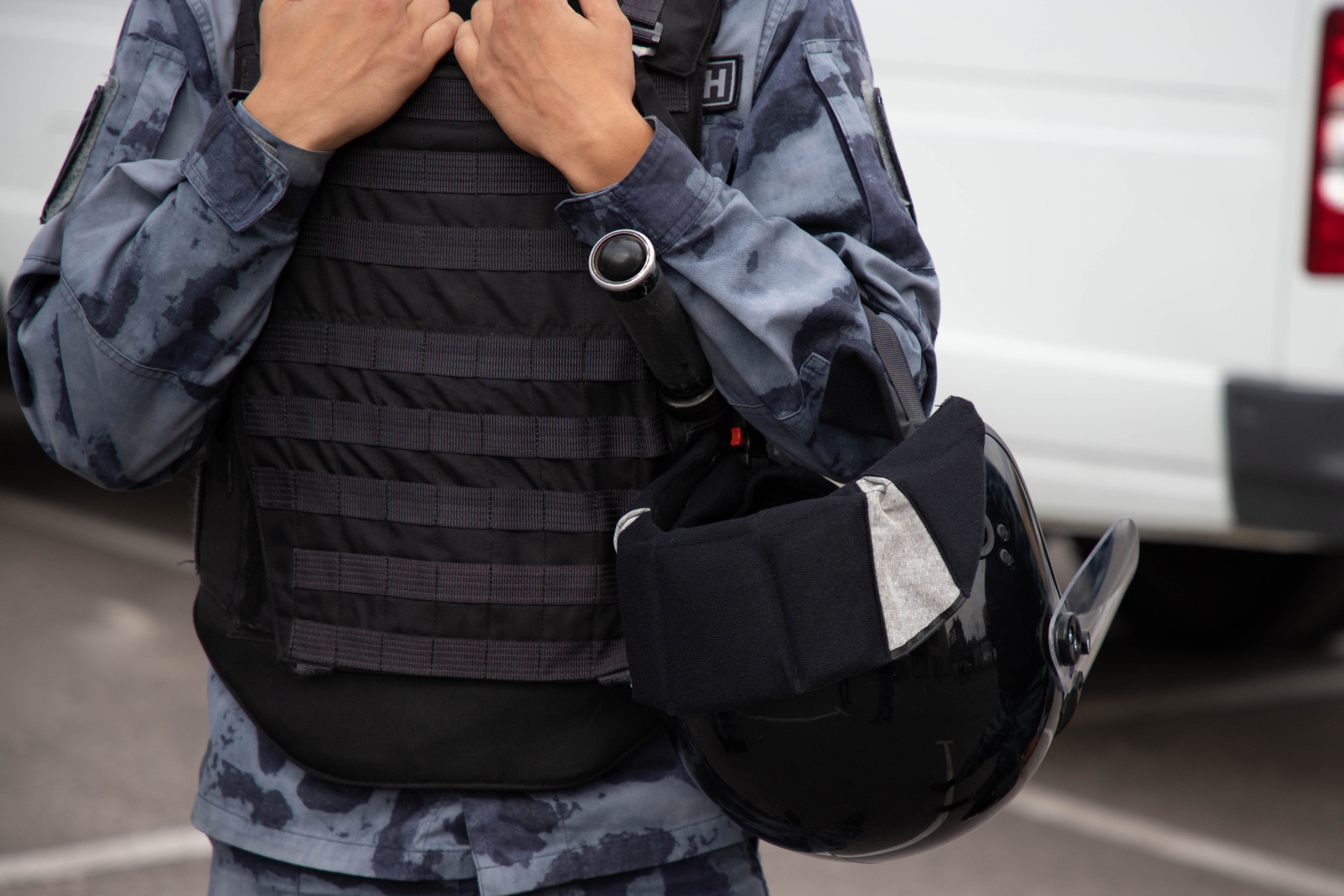 ФСБ задержала троих пособников теракта в "Крокусе": двое признались в соучастии