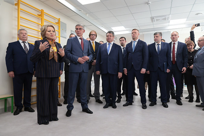Валентина Матвиенко посетила открытие Центра инноваций в травматологии и ортопедии в Туле