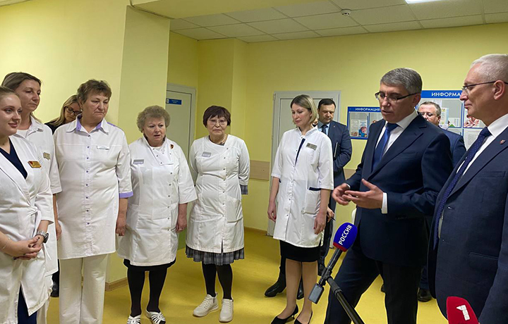 Выплаты медработникам старше 60 лет будут продлены в 2025 году в Тульской области