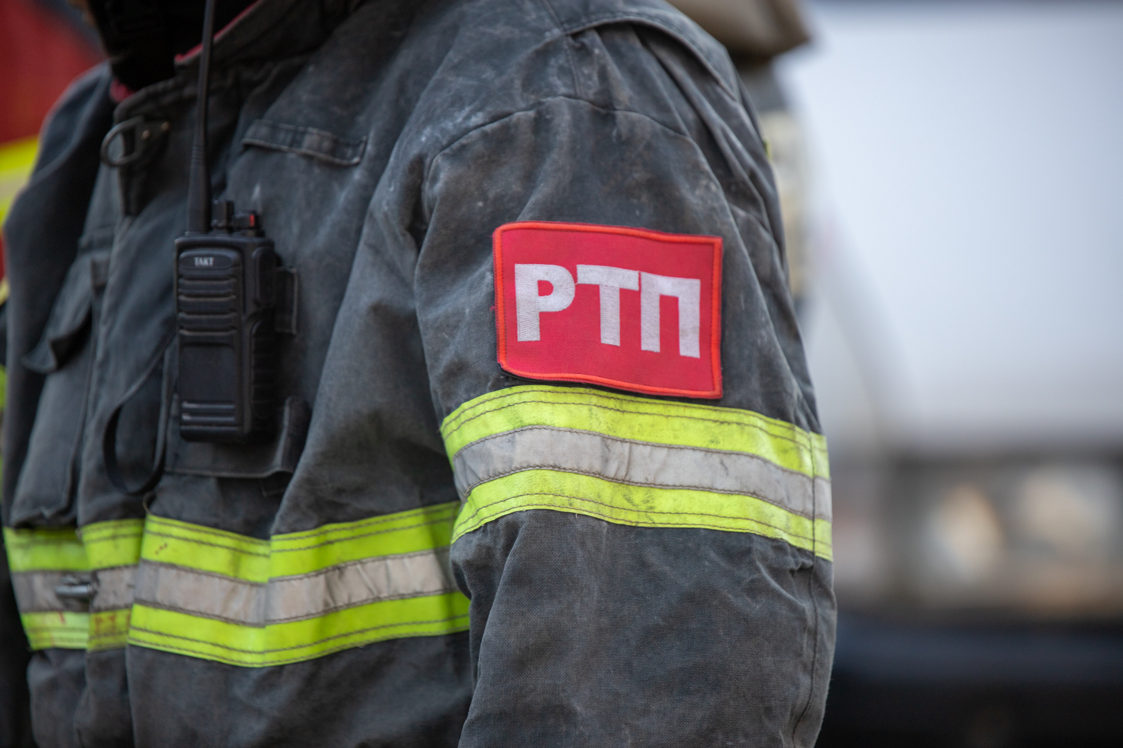 Тульские спасатели устранили последствия четырех пожаров и трех ДТП за сутки