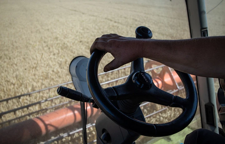 В 2025 году урожай зерна в Тульской области составит около 2,6 миллиона тонн