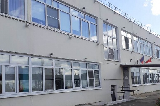 В центре образования №21 в Туле отремонтировали кровлю учебного корпуса