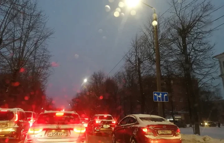 В администрации Тулы прокомментировали установку новых дорожных знаков на улице Кирова