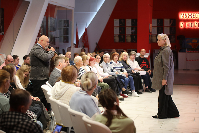 Арина Шарапова презентовала в Туле цикл документальных фильмов