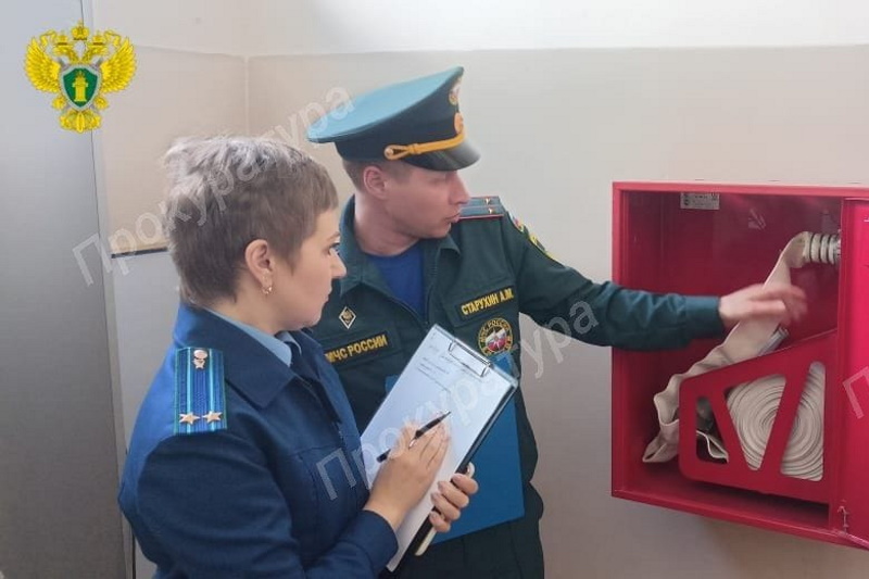 В одном из учреждений Плавского района нашли нарушения противопожарных требований