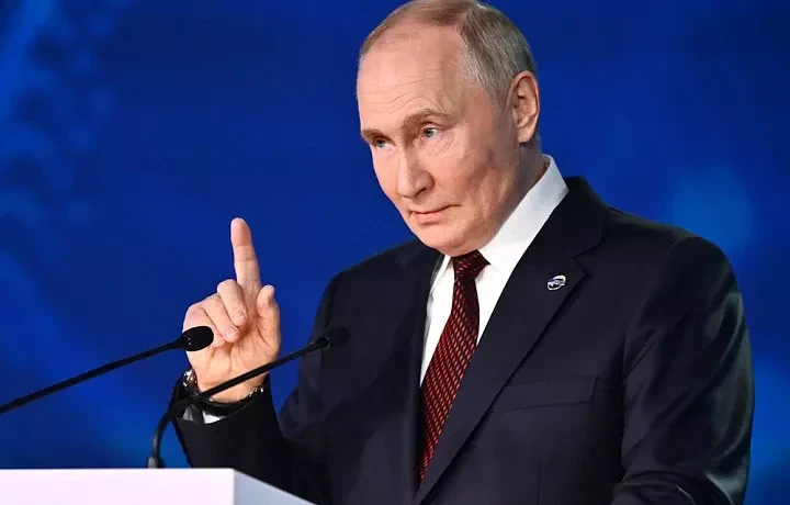 Президент России отметил заслуги жителей Тульской области государственными наградами