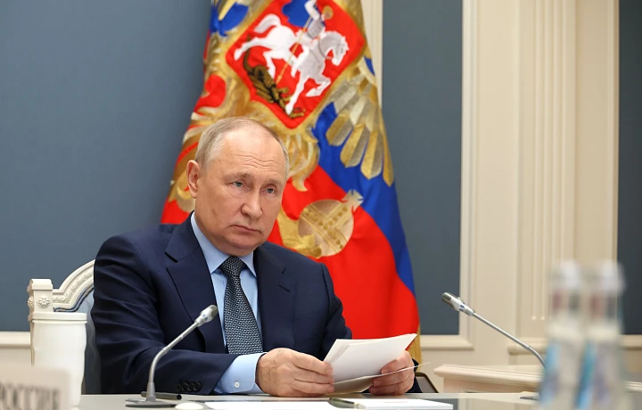 Владимир Путин отметил появление тренда на многодетность в России