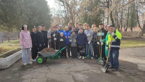 Депутаты Тульской городской Думы приняли участие в субботнике