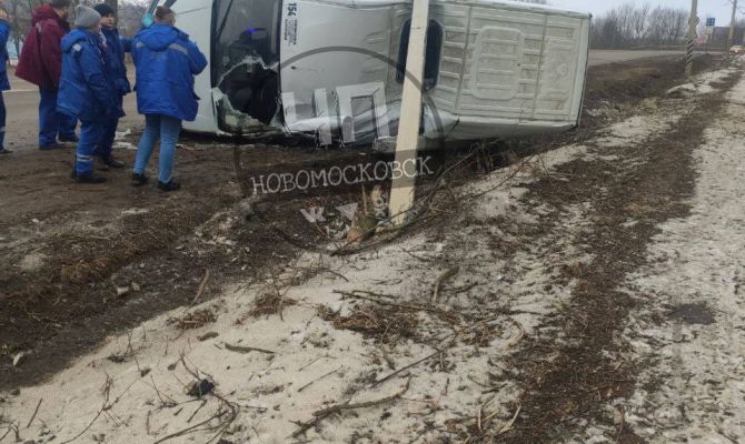 В Тульской области перевернулась маршрутка