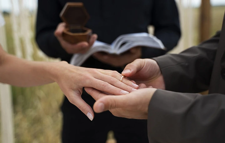 В Туле 24 июня 11 пар связали себя узами брака