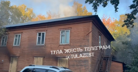В тульском Мясново произошел пожар в нежилом доме
