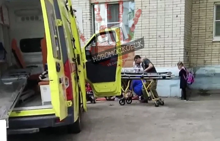 Состояние выпавшего из окна ребенка в Новомосковске оценили как тяжелое
