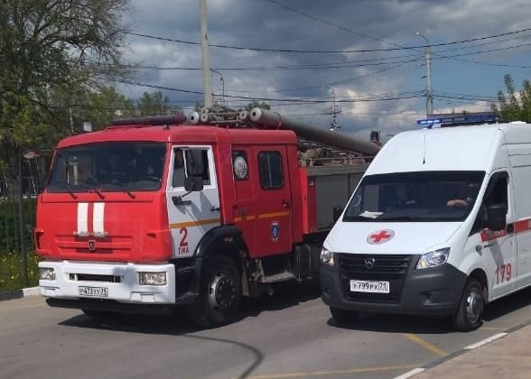 Сотрудники тульского МЧС и Центра медицины катастроф провели совместные учения на тульской автостанции «Северная»