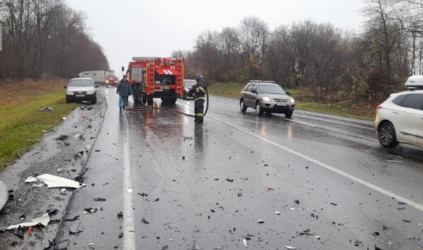 В Чернском районе столкнулись четыре автомобиля, пострадали пять человек