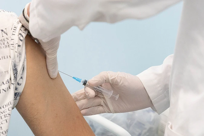 Более 390 тысяч жителей Тульской области привились от гриппа