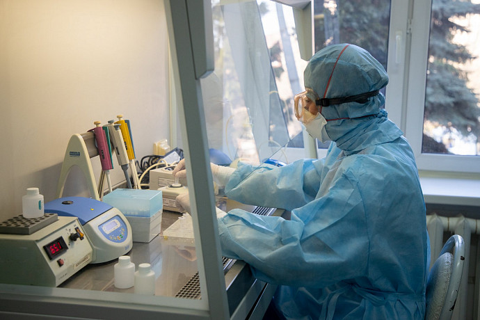 Российские ученые выявили новый штамм коронавируса «дельтакрон»