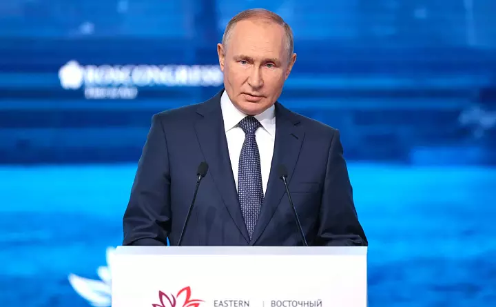 Путин: Мы будем защищать нашу землю всеми имеющимися у нас силами