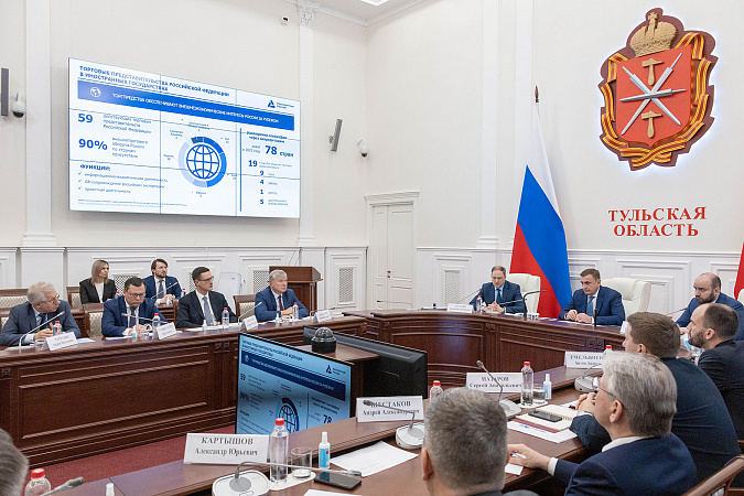 Дюмин обсудил сотрудничество Тульской области с дружественными странами