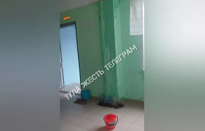 До 30 апреля в тульском ЦО №12 починят протекающую крышу